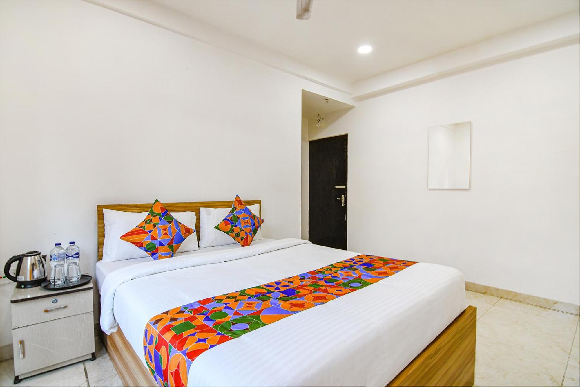 Fabhotel Grand Hazra Inn - Nr Ballygunge Station Calcuta Exterior foto